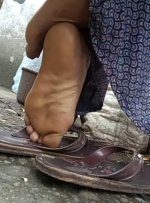 sexy woman feet.jpg