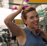 scarlett-johansson-v0-iba2ex4if2tf1.jpg