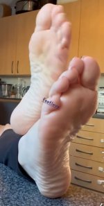 Feet Love.jpg