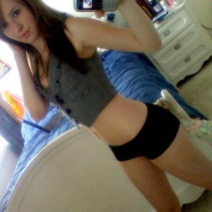 Cute side tummy :)