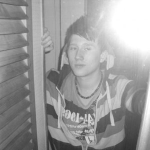 if anyone wants to talk feel free to write your msn or yahoo :)