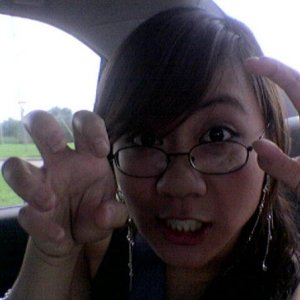 Im gonna tiiiiiiiickle youuuu ^_^ haha
I look evil. too much caffine!