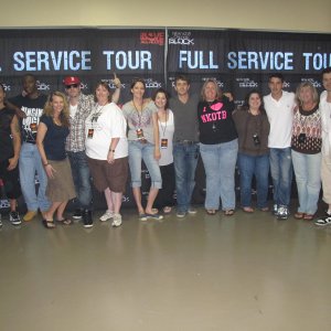 Me and some other fans with NKOTB, Full Service '09.