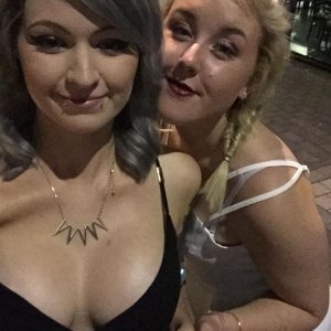 can se my new boobs in this haha