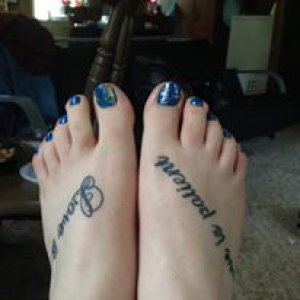 Birthday toes!