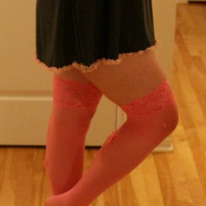 Pink thigh highs with pretty little bows :D