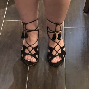 E78608B8 F569 4D3D A44C 49494C4AE11E