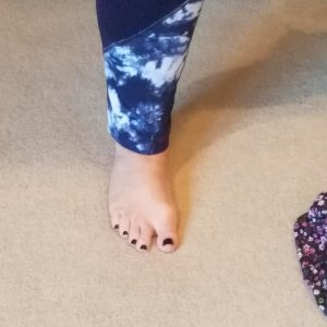 wife foot2