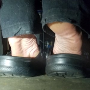 21b684eed3fc23256d2d7660e752d7a9