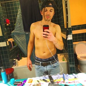 F14CBB51 1C8B 45F0 AAD6 8871F056D9F9