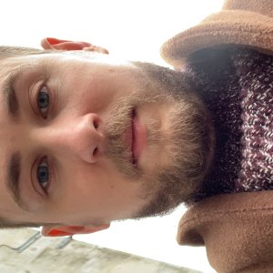 72B1DBE2 2AED 4B4C 8A28 09A7308FD821