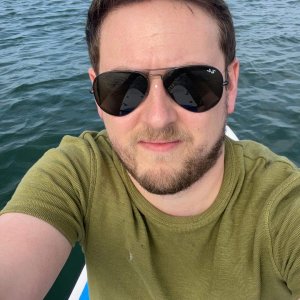 3D5830B5 80B3 4A21 A39D 827825F23CD4