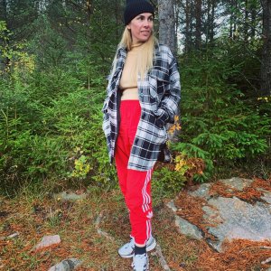 2020 10 12 00.19.11 2417888157434687453 180192660