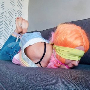 katie__blindfolded_by_kinkyintroverts_dkjuoee-pre.jpg