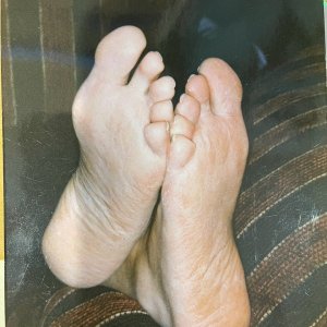 Feet12.jpg