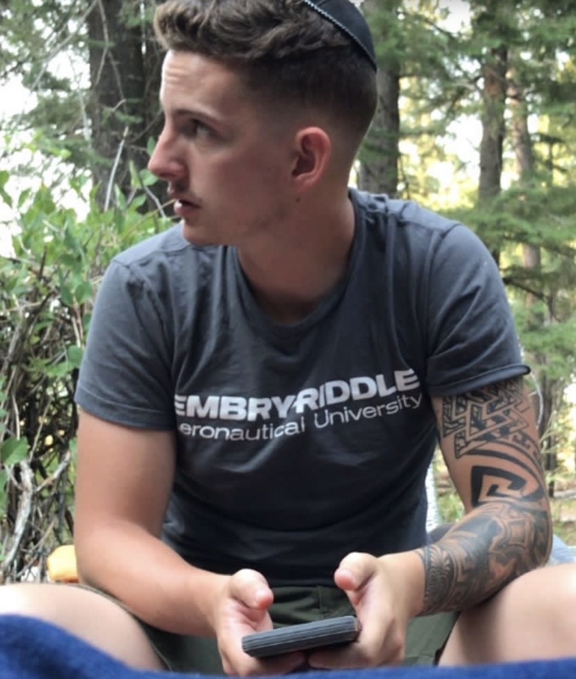 1C57F892 E350 41E0 B277 A51C47C985FF