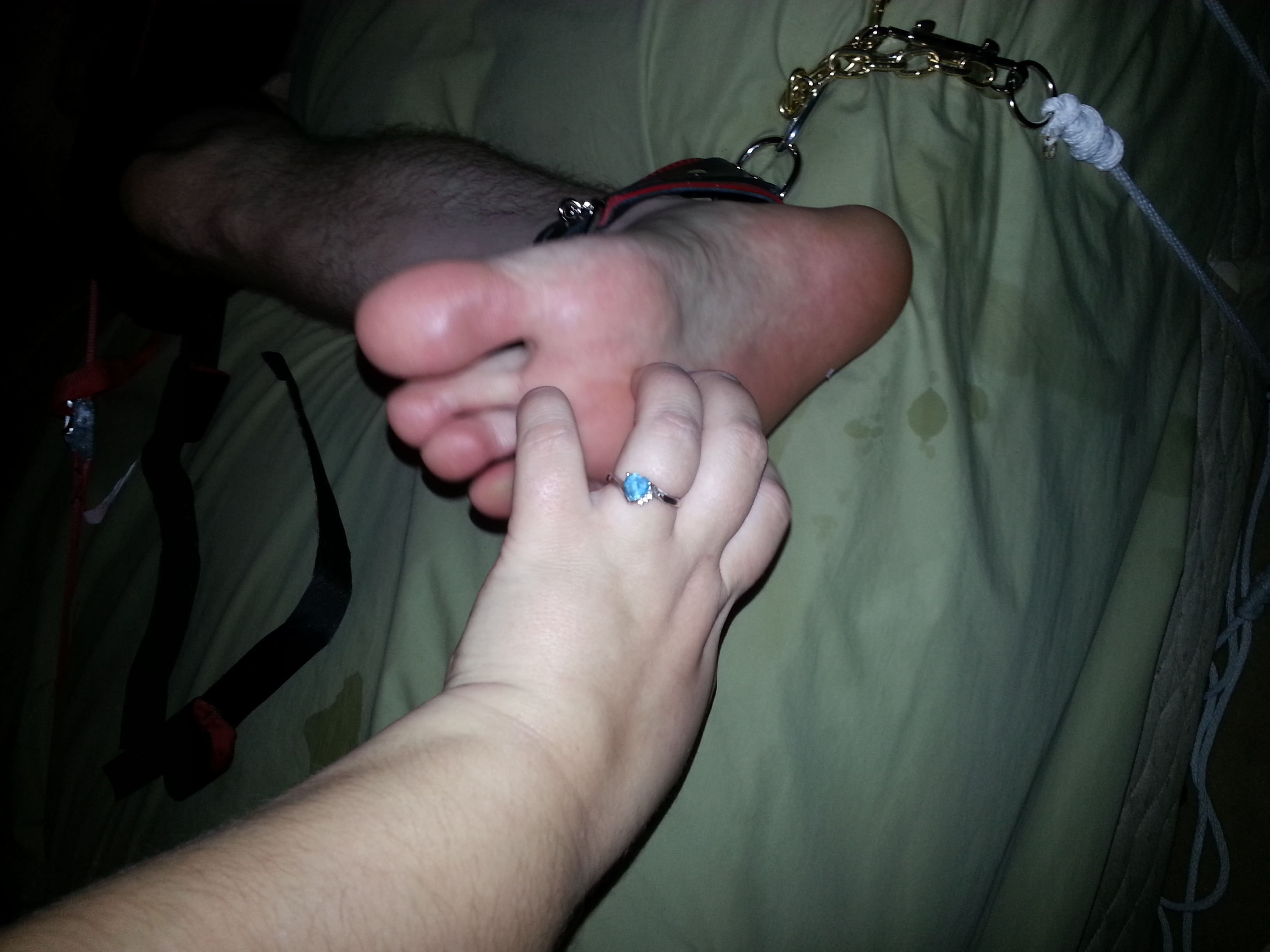 balls  of the feet ;P