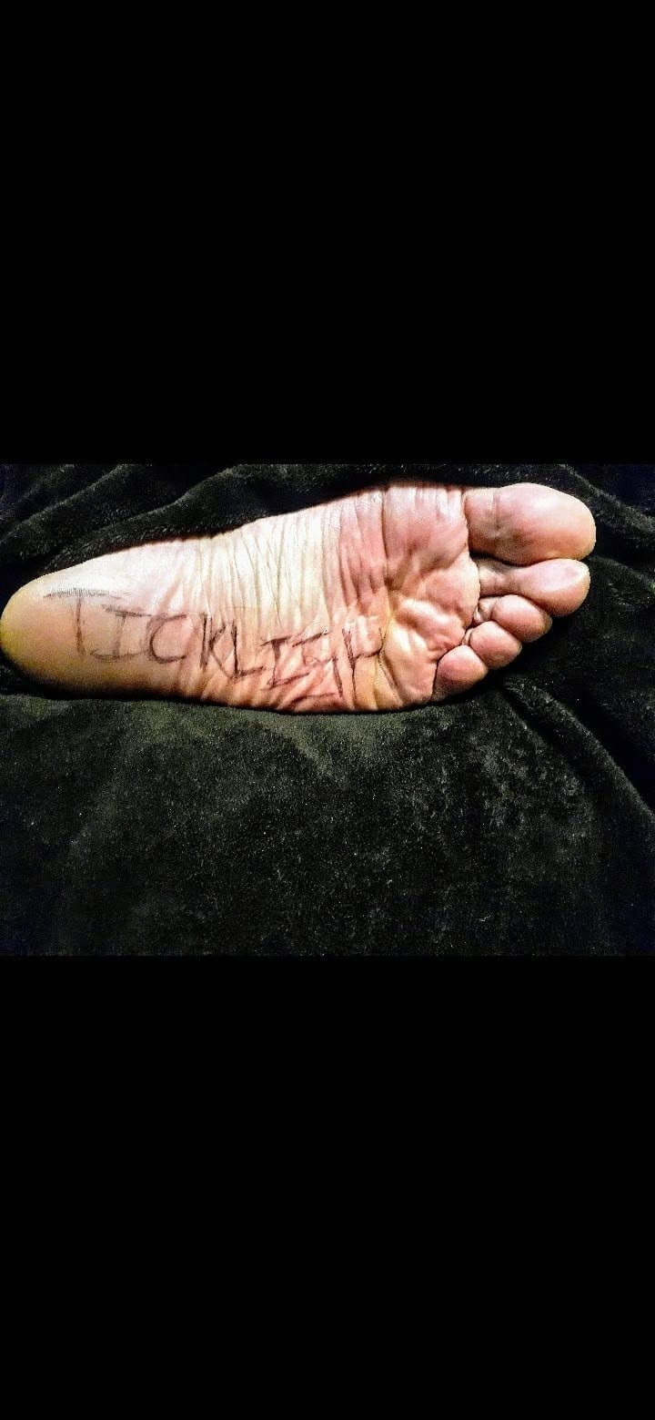 Big wide sensitive soles vs pen