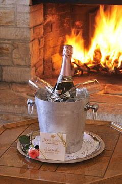 champagne tickle pink