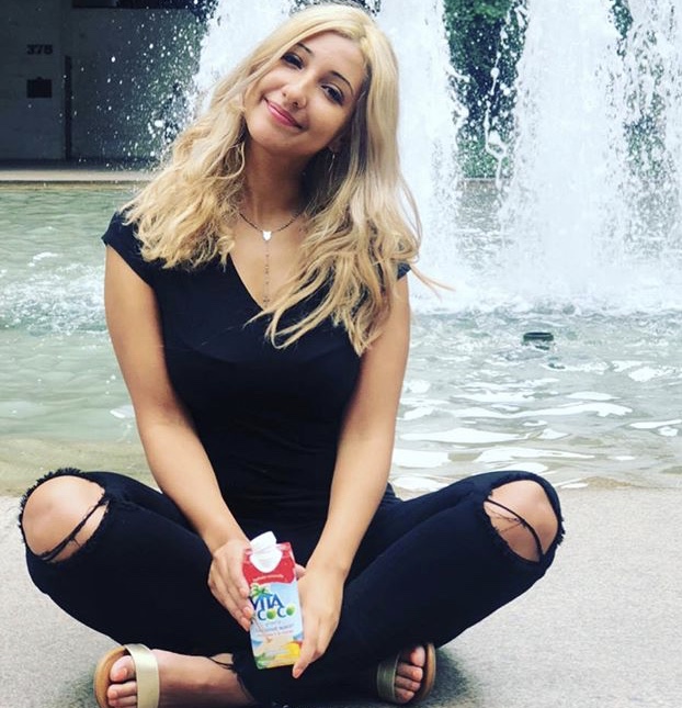 FFC268DC A726 4F40 9A69 AFA1B19D2B98