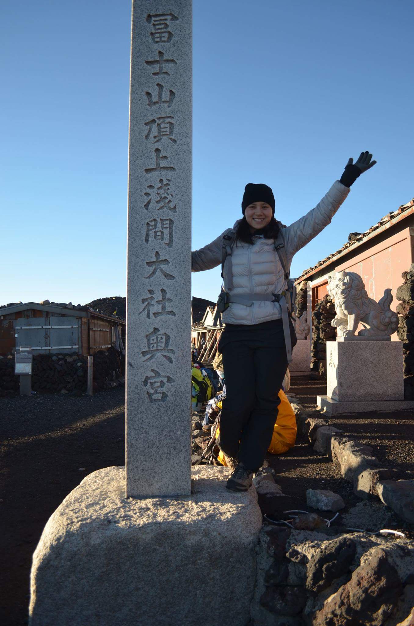 Free and alone. That's how I like it to be!