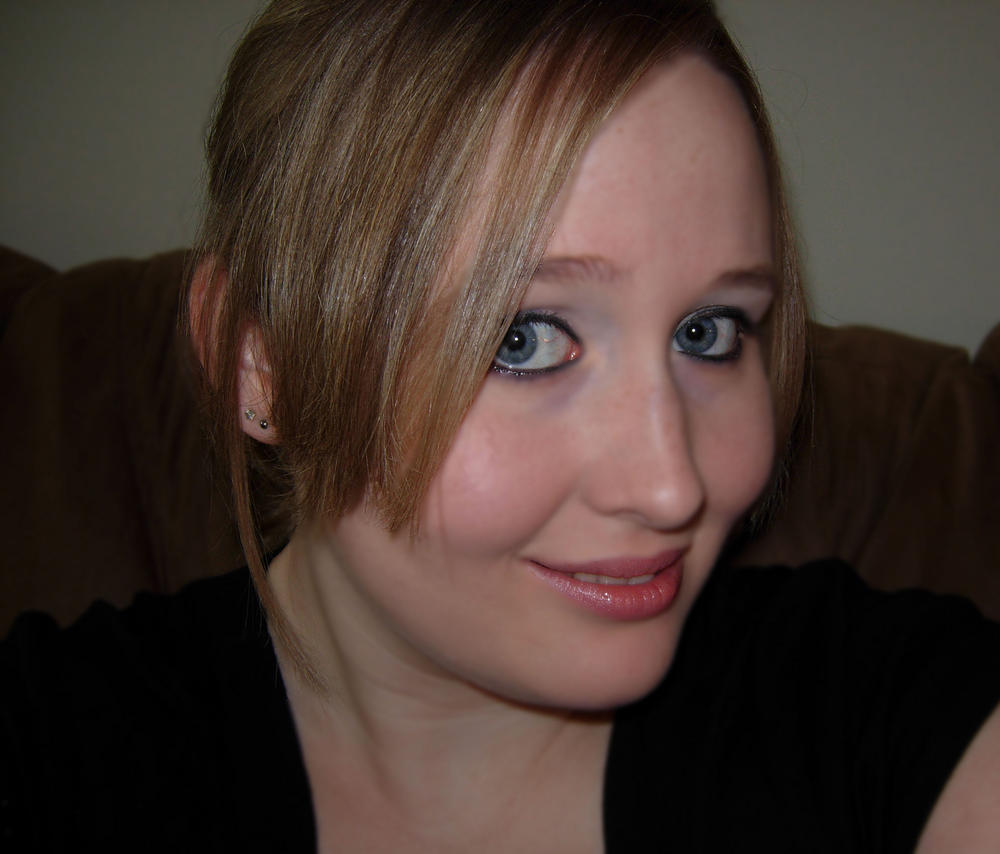 I don't claim to be a model because some guy with a crappy camera wants to take "photos" of me.