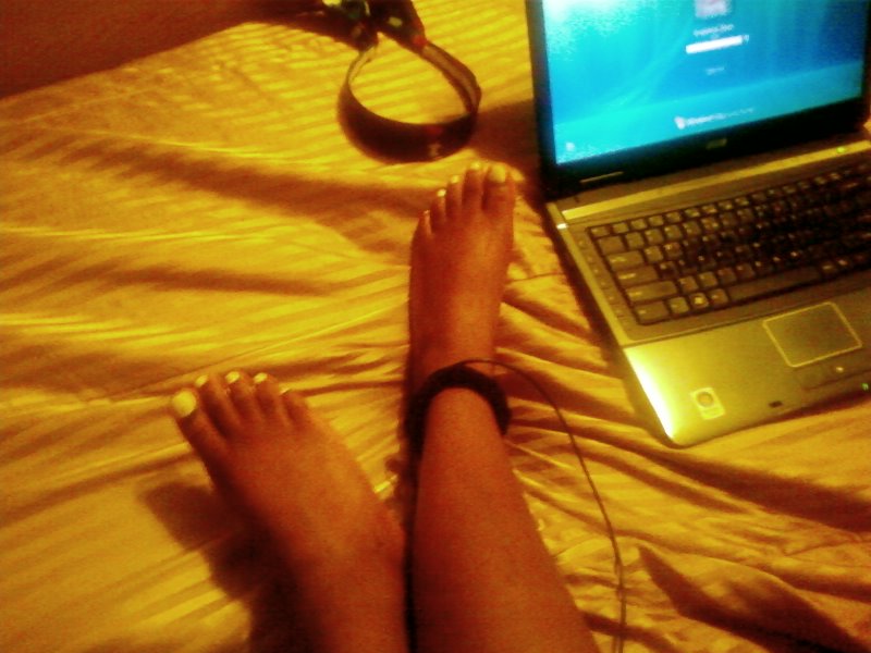 I love my black scrunchy