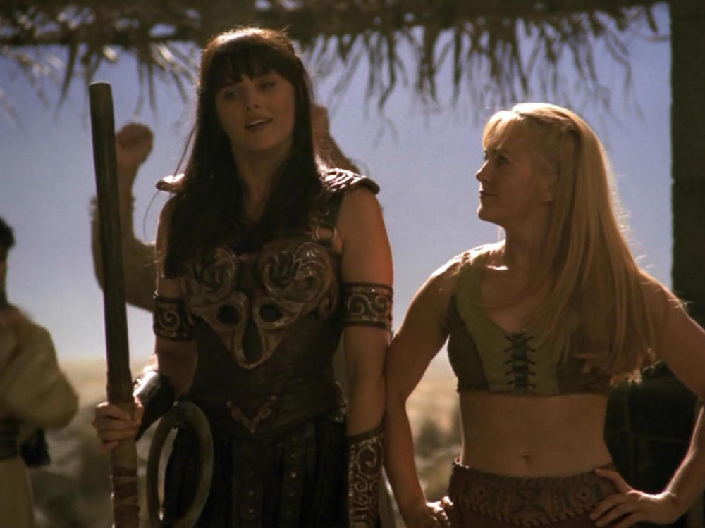LOL Love the look Gabby's giving Xena