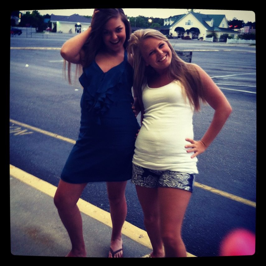 loving life best friends