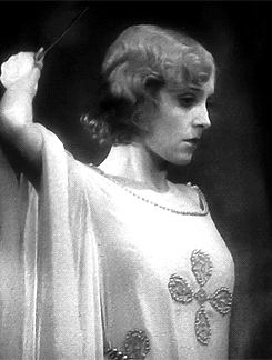 Madge Bellamy ~ White Zombie (1932).gif