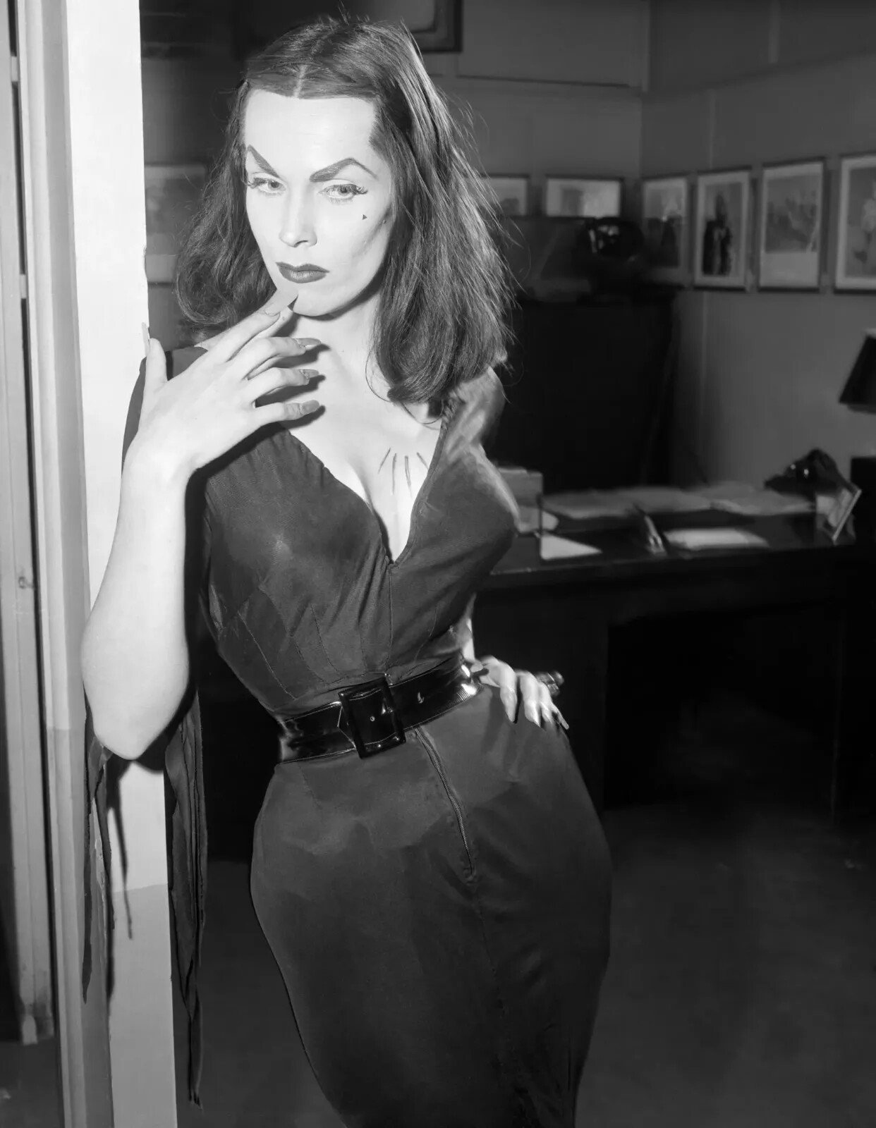 Maila Nurmi (Vampira), 1954