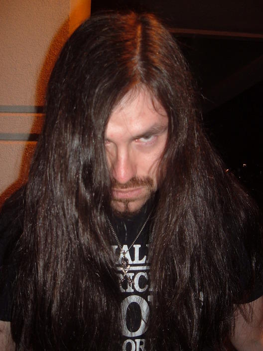 Melookingevil