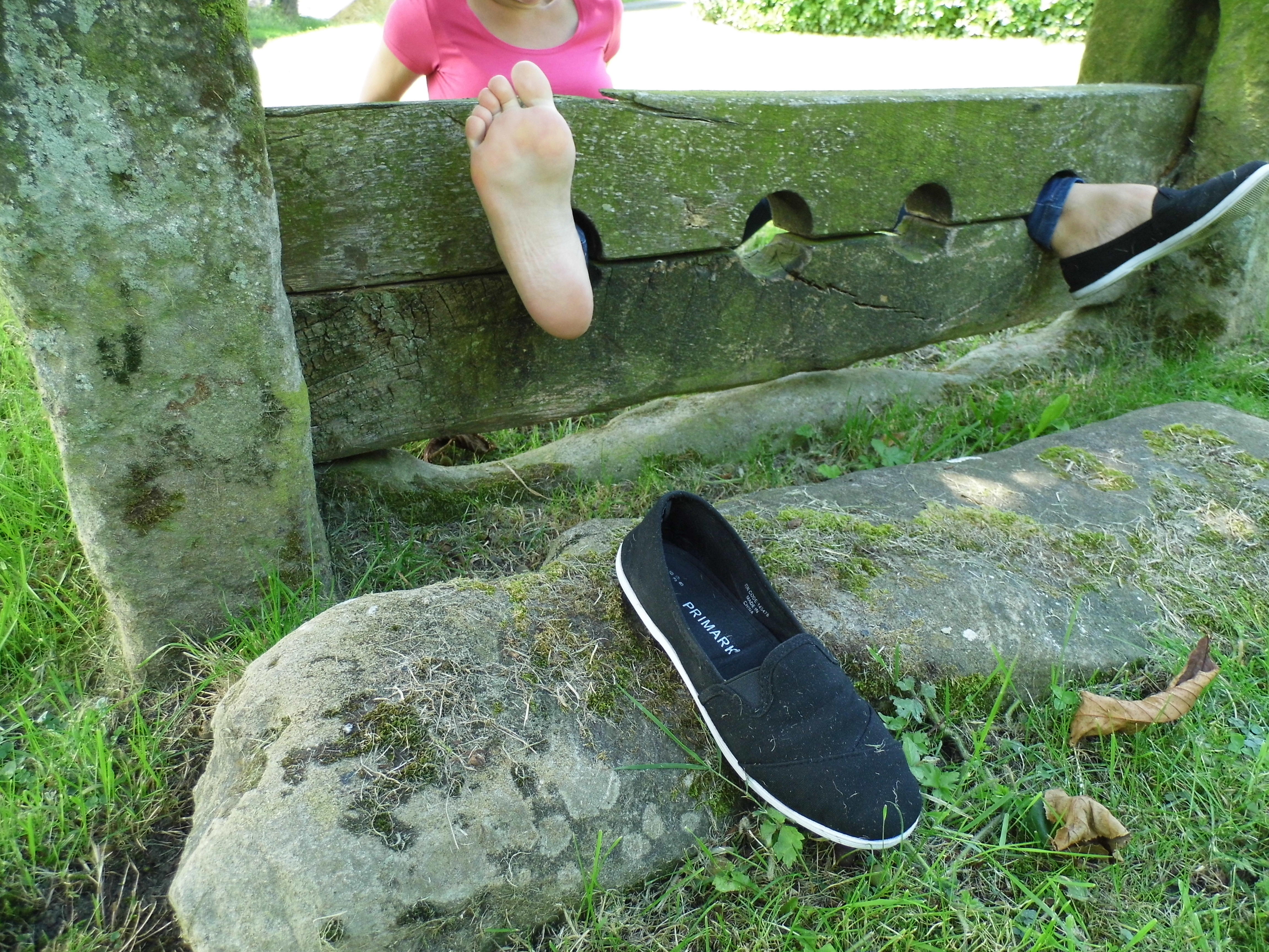 One of my shos was removed while I was in the public stocks.