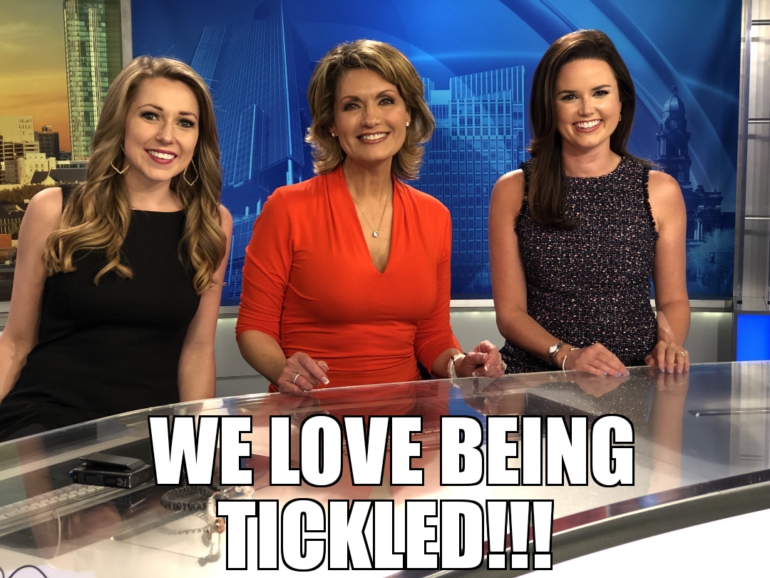 Ticklish Newsladies