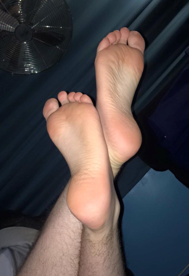 Ticklish size 11's