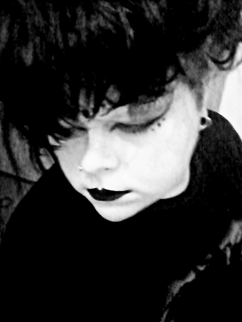 tumblr o08ue8P2FX1v30qvno6 500 phixr