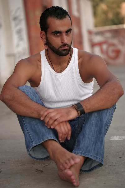 Arabfeet12.jpg