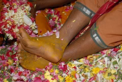 HinduFeet1.jpg