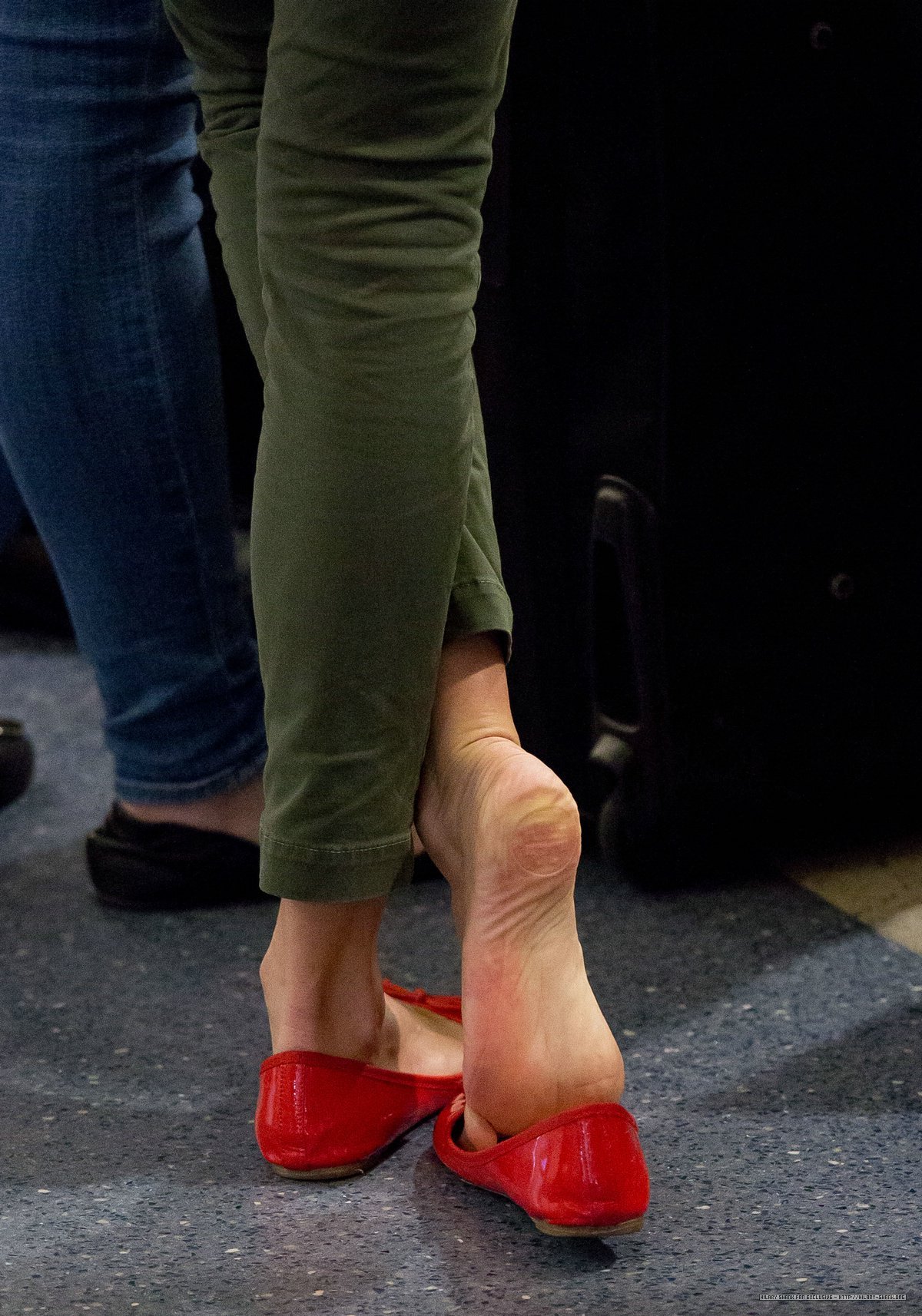 Hilary-Swank-Feet-1065527.jpg