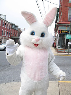 easter+bunny+trying+to+look+harmless.bmp