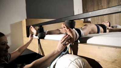 tt0142powerlifter_foottherapy.gif